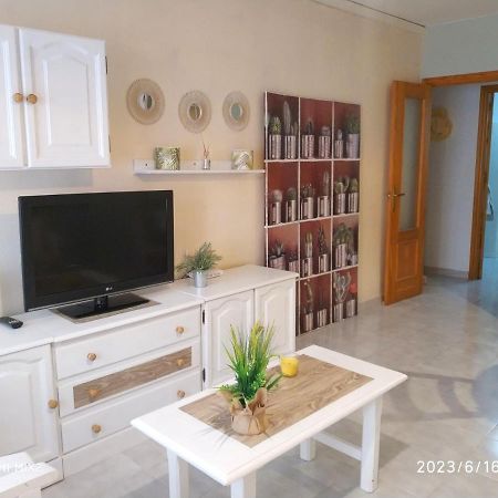 דירות טורבייחה Pink Catia Coqueto Piso Playa Del Cura מראה חיצוני תמונה